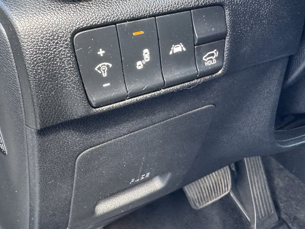 2022 Kia Sportage - $17,980