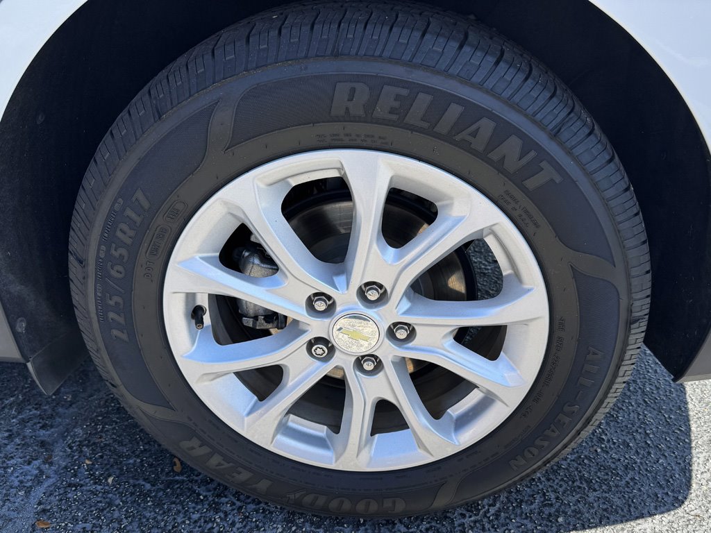 2019 Chevrolet Equinox - $17,980