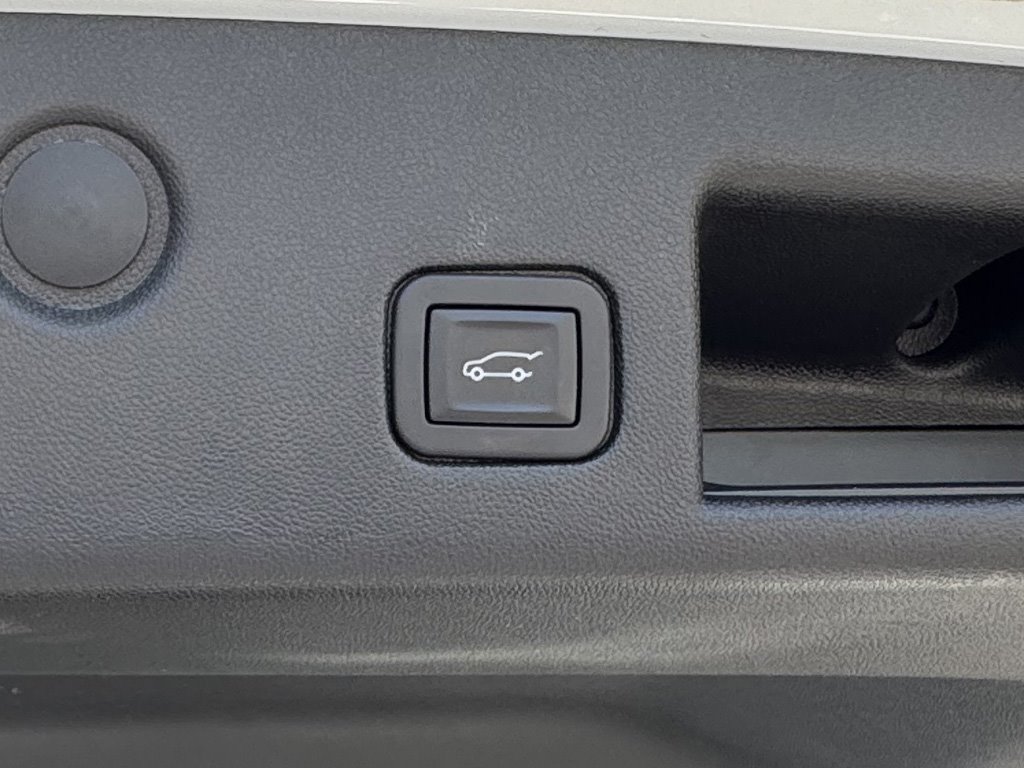 2019 Chevrolet Equinox - $17,980