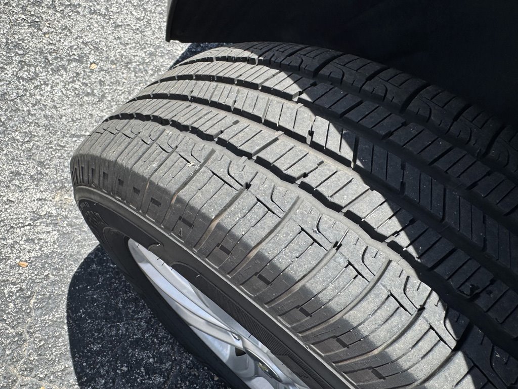 2019 Chevrolet Equinox - $17,980