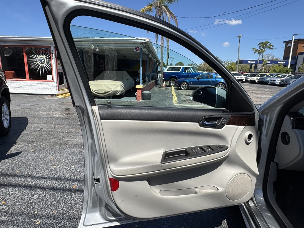 2013 Chevrolet Impala - $10,980