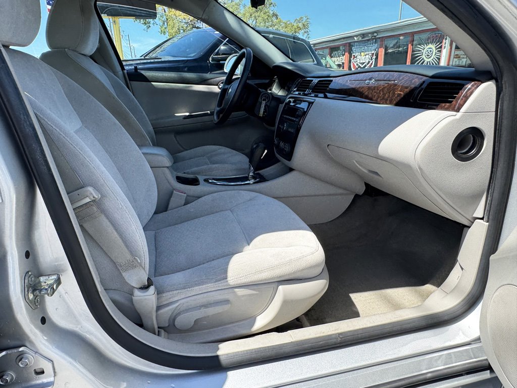 2013 Chevrolet Impala - $10,980