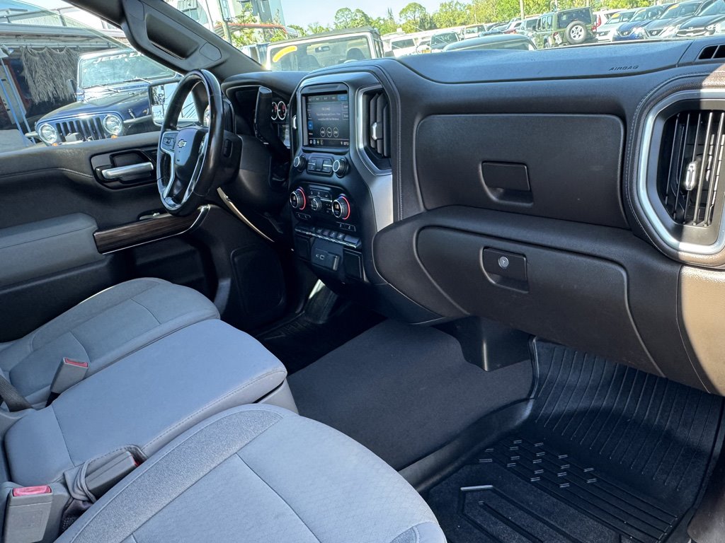2021 Chevrolet Silverado 1500 - $28,980