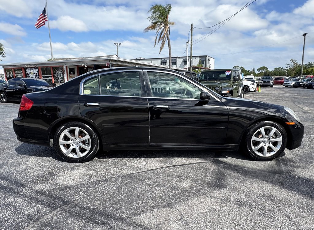 2005 INFINITI G - $10,980