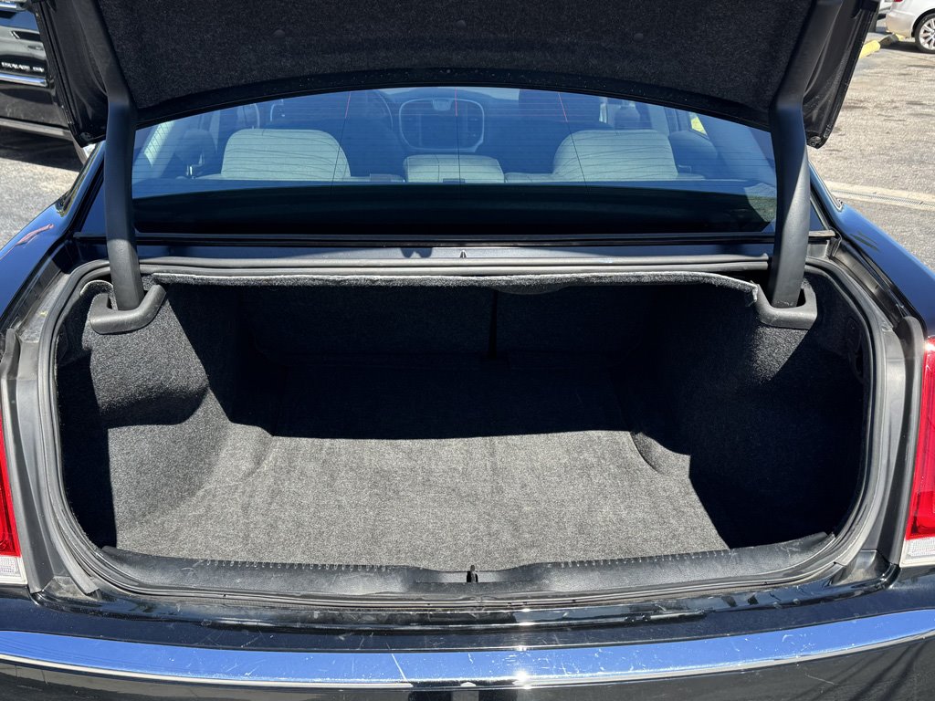 2022 Chrysler 300 - $17,980