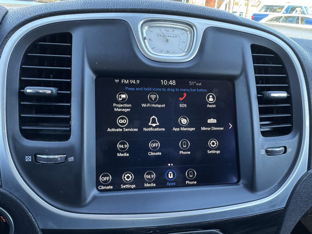 2022 Chrysler 300 - $17,980
