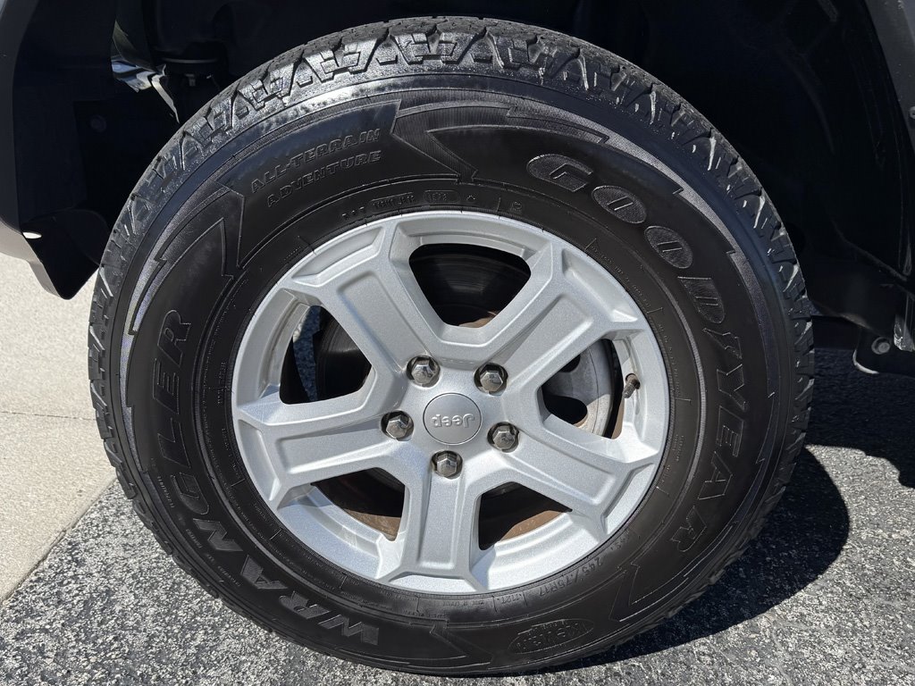 2020 Jeep Wrangler - $27,980
