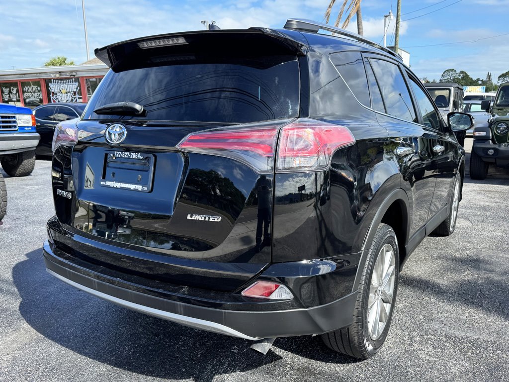 2018 Toyota RAV4 - $19,980