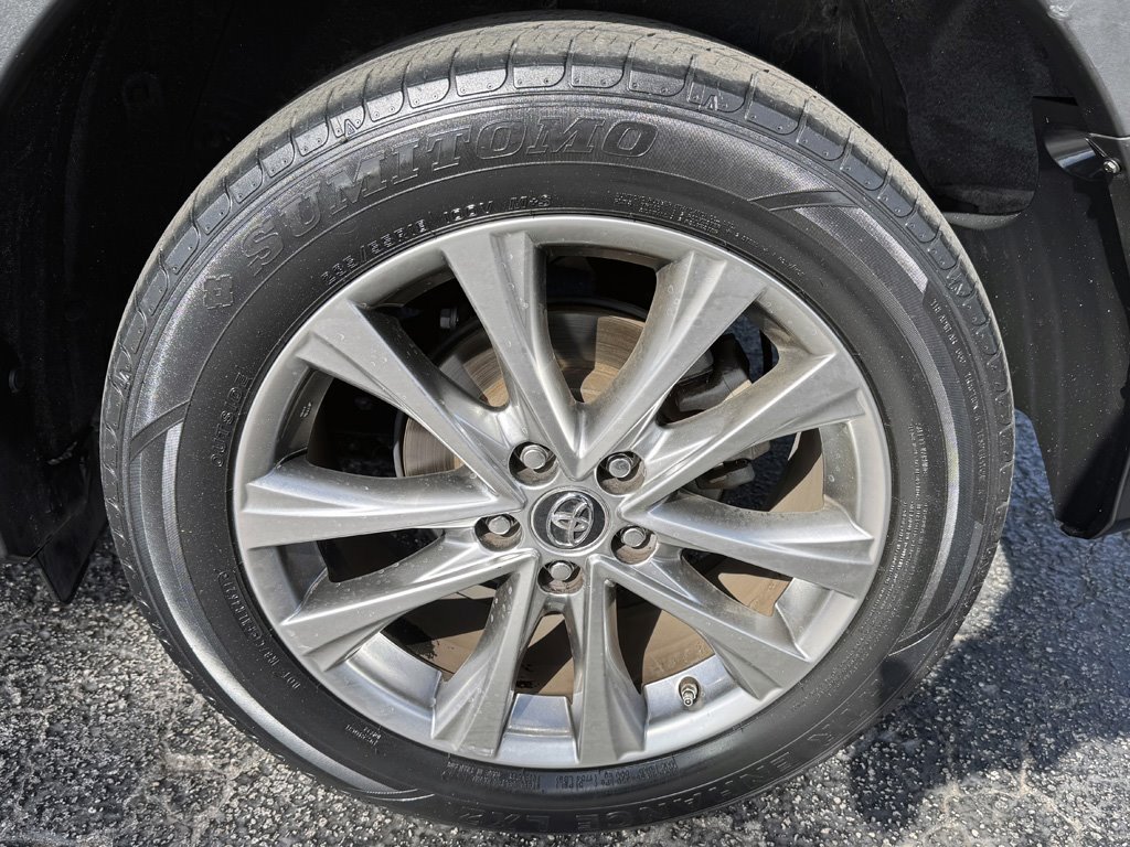 2018 Toyota RAV4 - $19,980