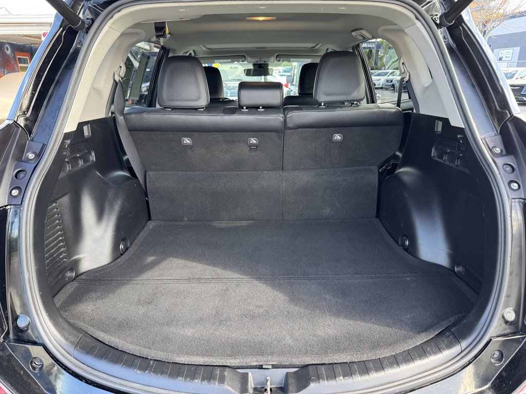 2018 Toyota RAV4 - $19,980