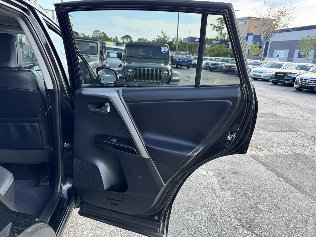 2018 Toyota RAV4 - $19,980