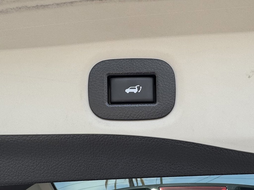 2018 Nissan Rogue - $11,980