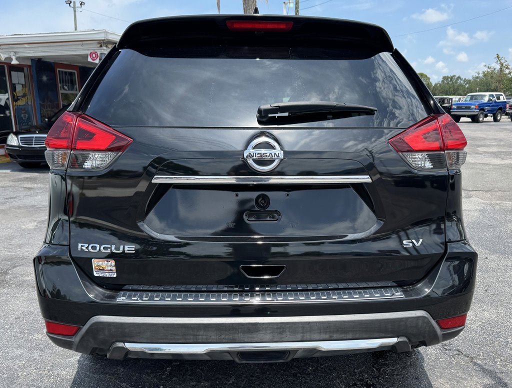 2018 Nissan Rogue - $11,980