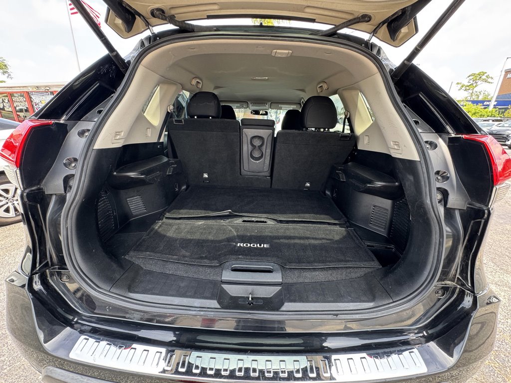 2018 Nissan Rogue - $11,980