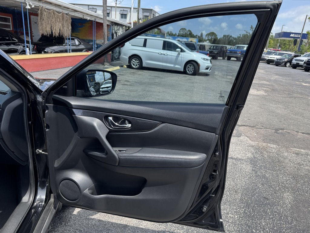 2018 Nissan Rogue - $11,980