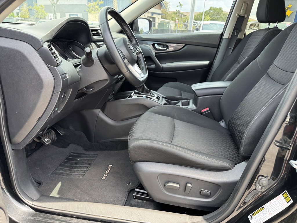 2018 Nissan Rogue - $11,980
