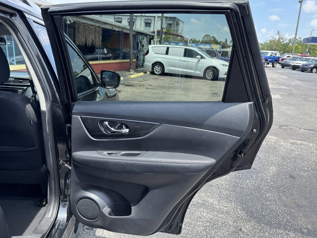 2018 Nissan Rogue - $11,980
