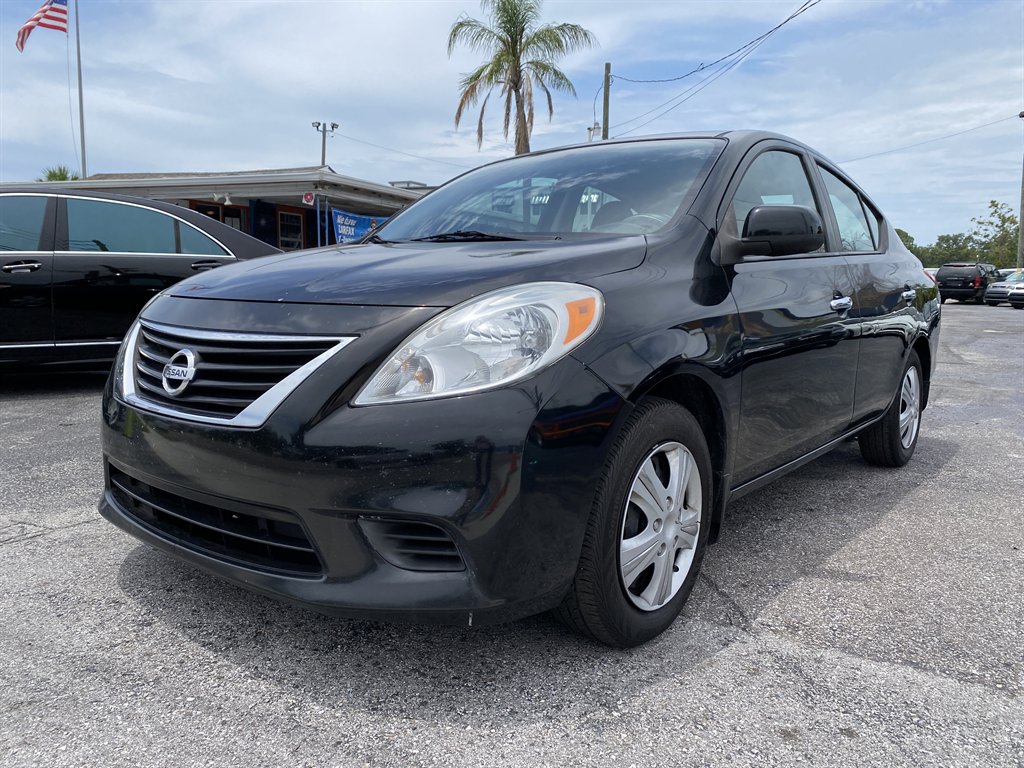2013 Nissan Versa - $5,980