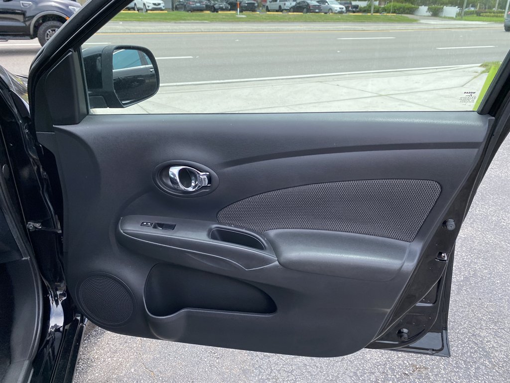 2013 Nissan Versa - $5,980