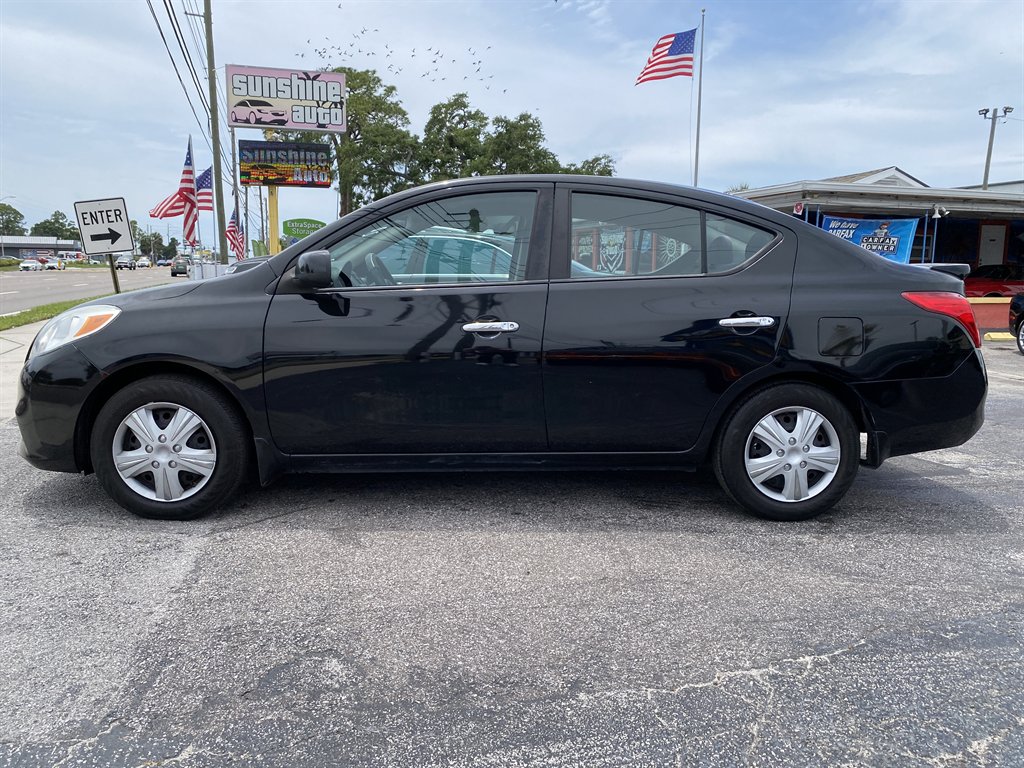 2013 Nissan Versa - $5,980