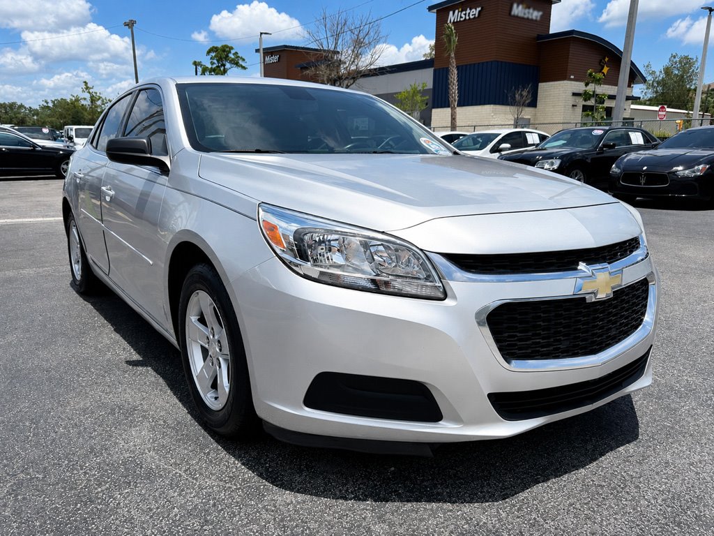 2016 Chevrolet Malibu - $8,980