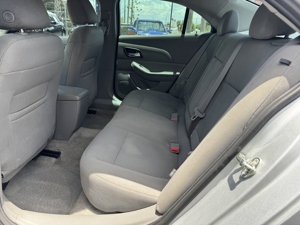 2016 Chevrolet Malibu - $8,980