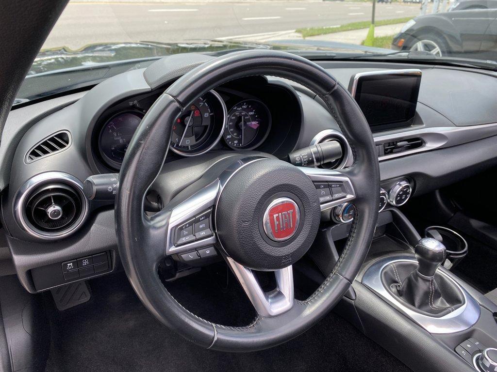 2017 FIAT 124 Spider - $14,980