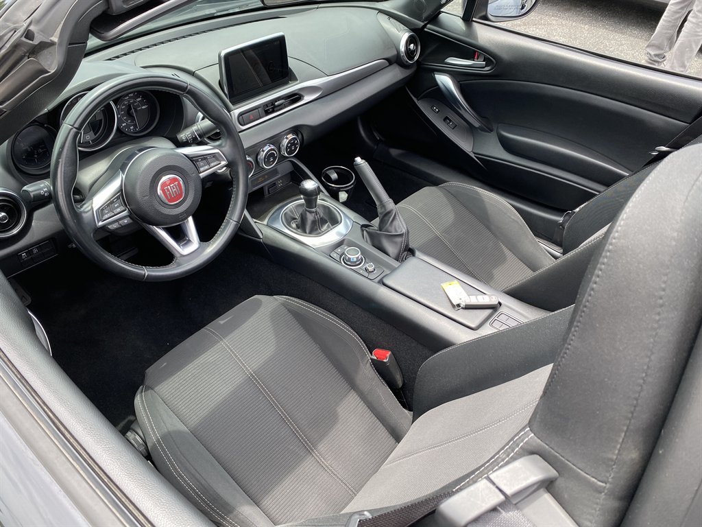 2017 FIAT 124 Spider - $14,980