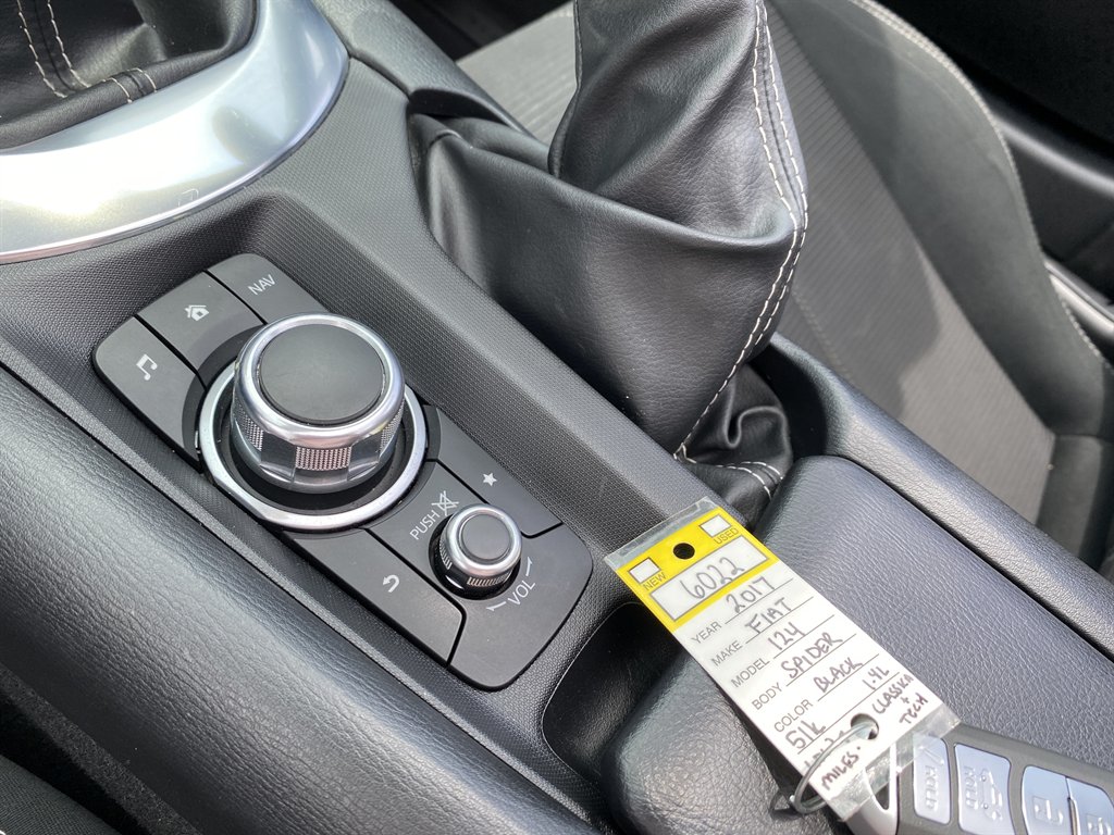 2017 FIAT 124 Spider - $14,980