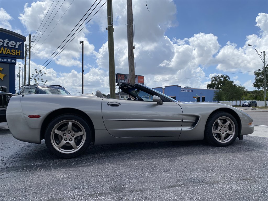 2000 Chevrolet Corvette - $25,980