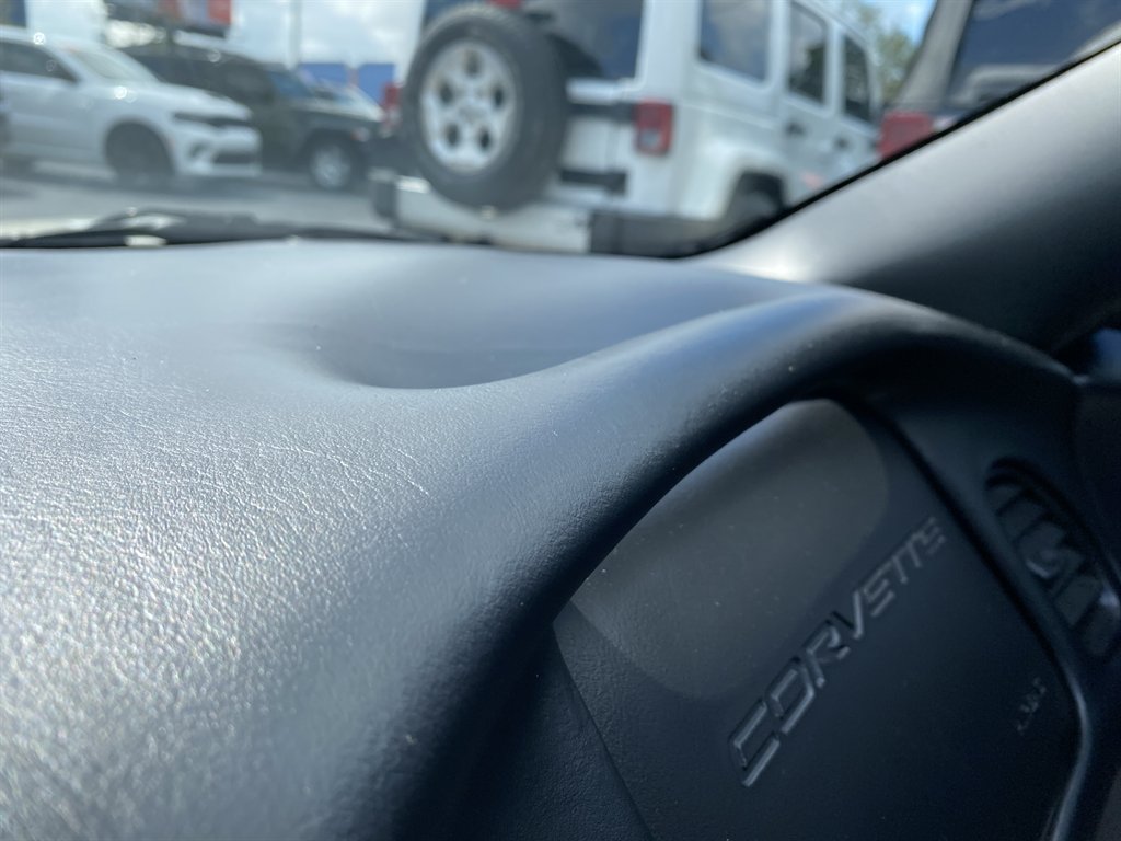 2000 Chevrolet Corvette - $25,980