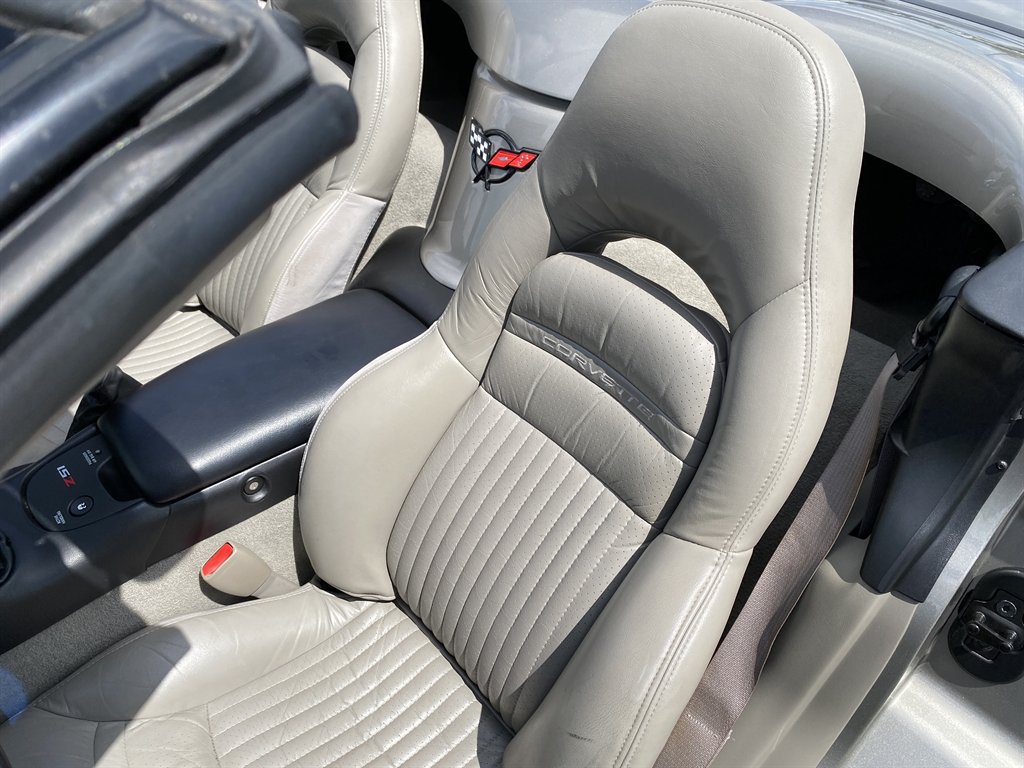 2000 Chevrolet Corvette - $25,980