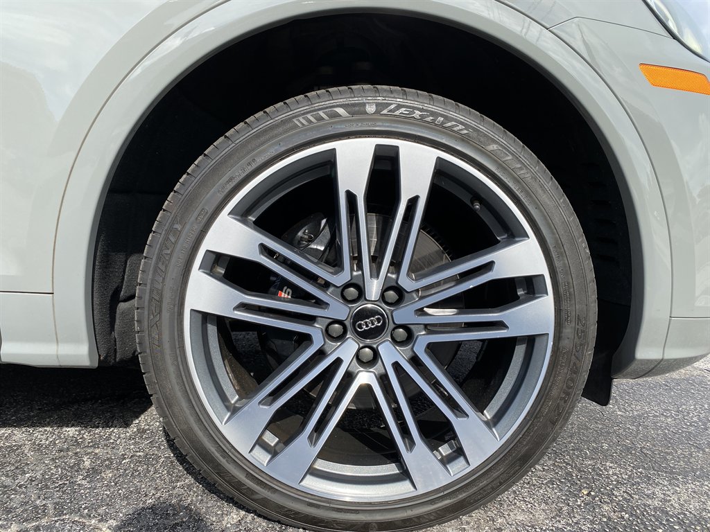 2020 Audi Q5 - $26,980