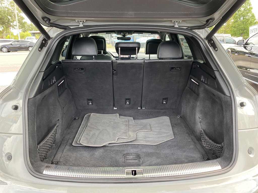 2020 Audi Q5 - $26,980