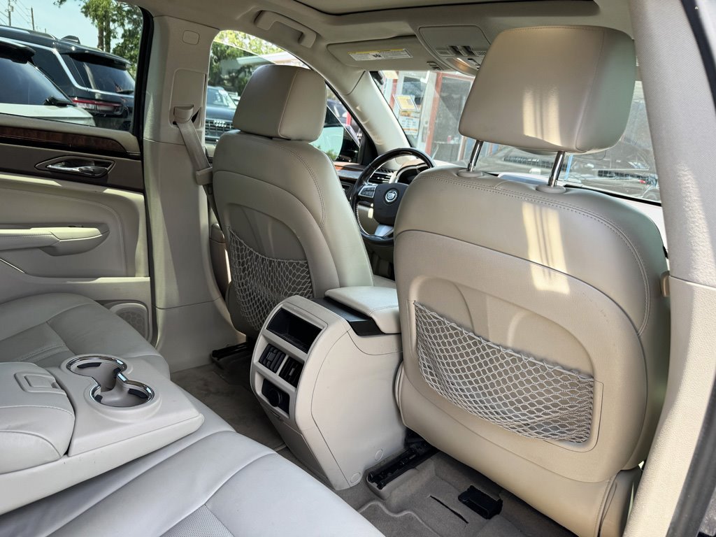 2011 Cadillac SRX - $10,980