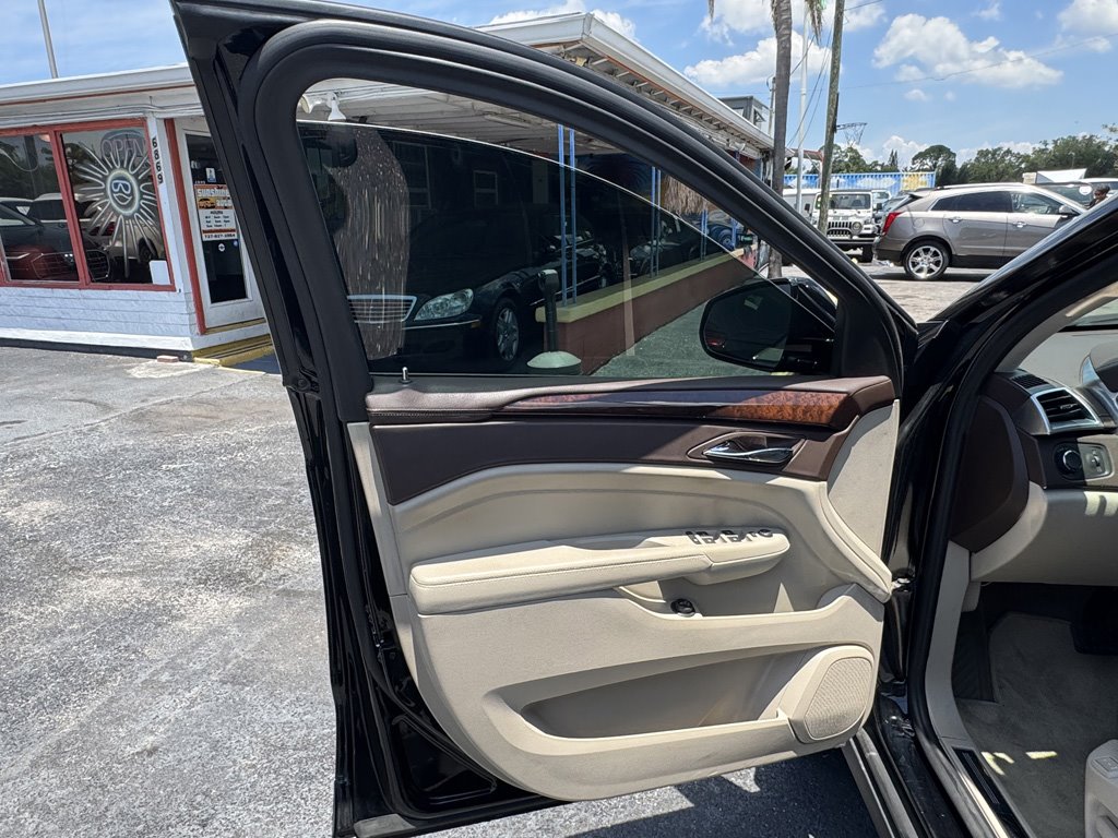 2011 Cadillac SRX - $10,980