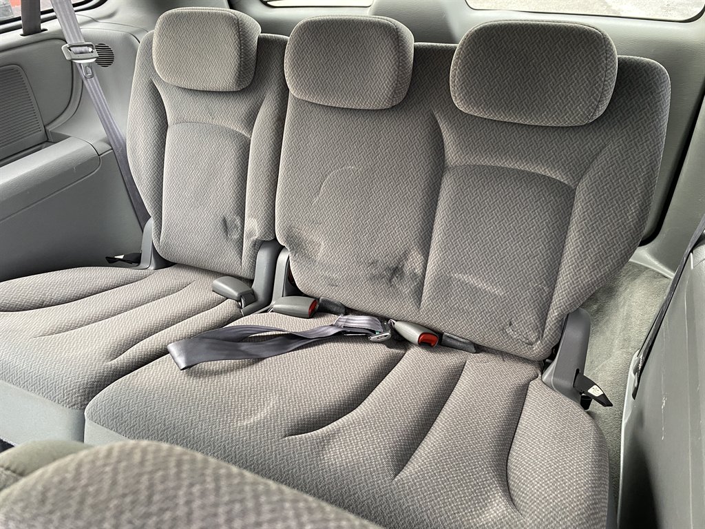 2005 Dodge Grand Caravan - $9,980
