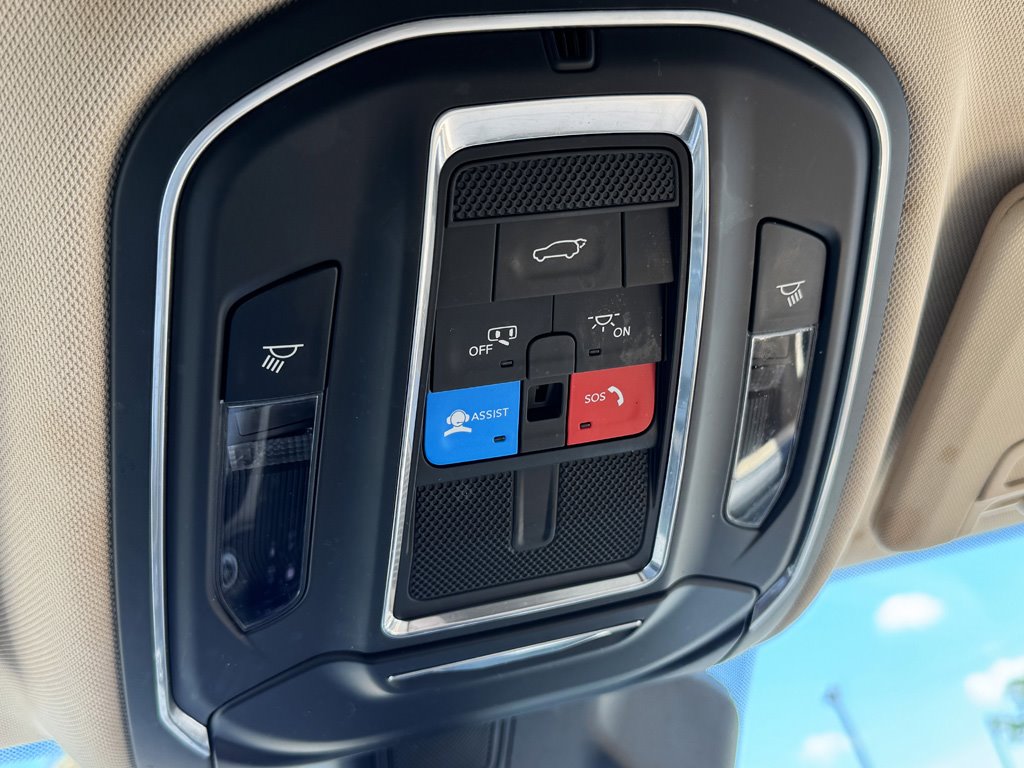 2022 Jeep Cherokee - $27,980