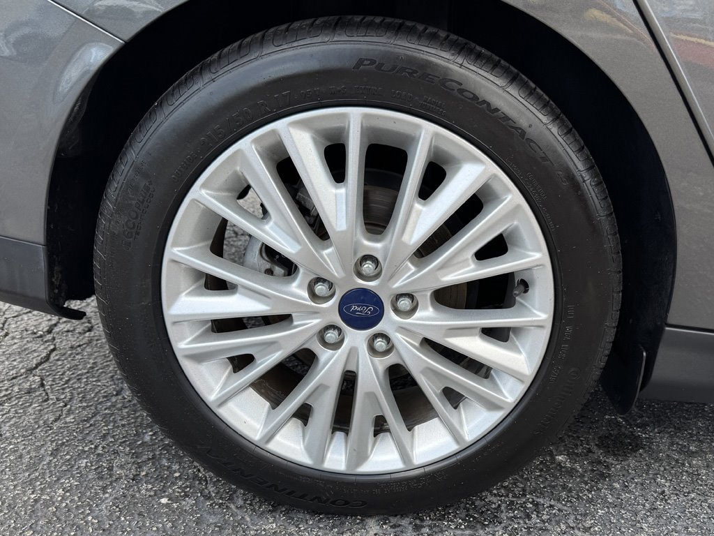 2015 Ford Focus - $10,980
