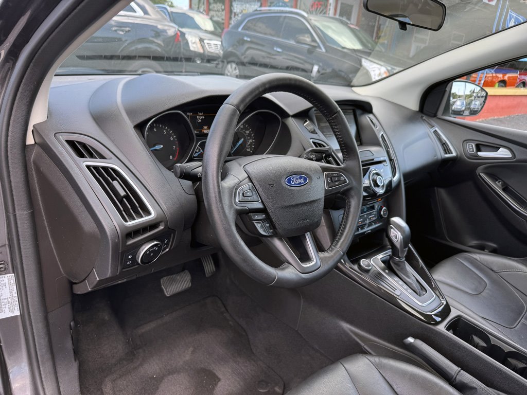2015 Ford Focus - $10,980