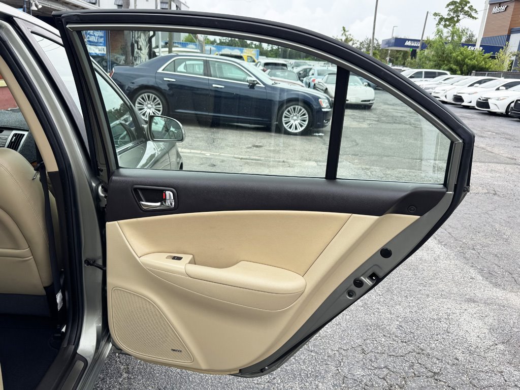 2009 Hyundai Sonata - $9,980