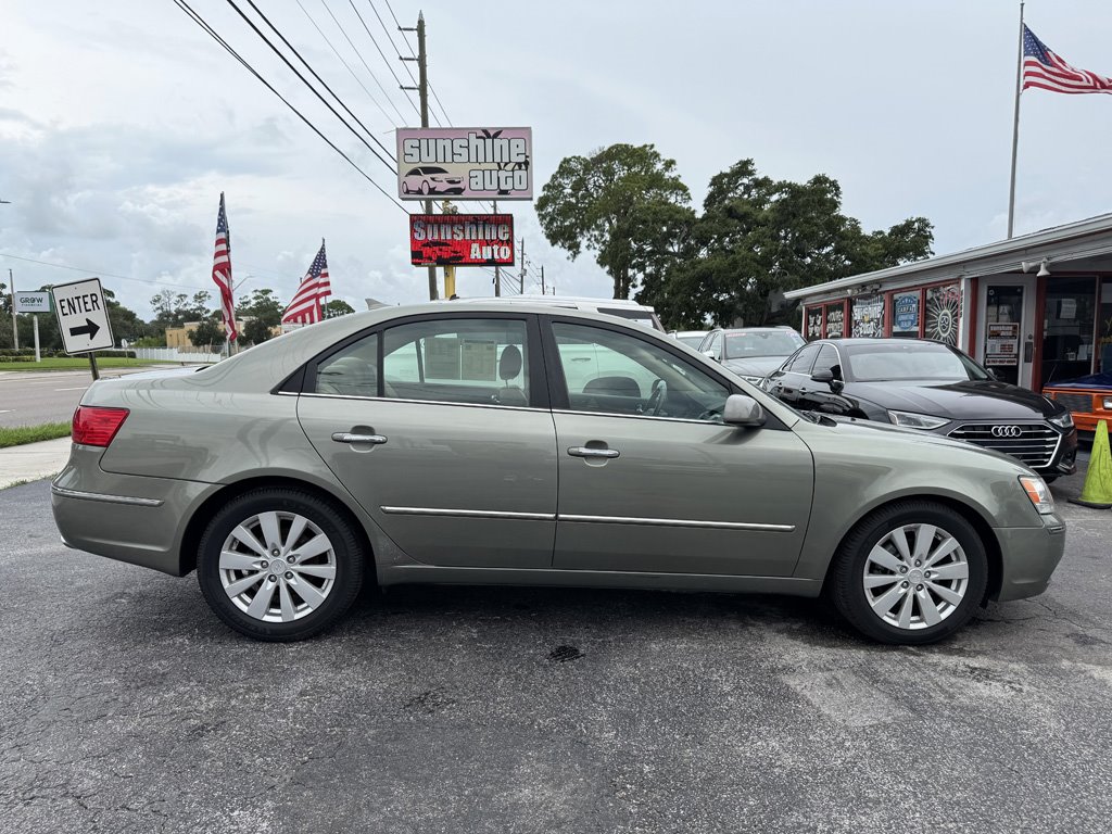 2009 Hyundai Sonata - $9,980