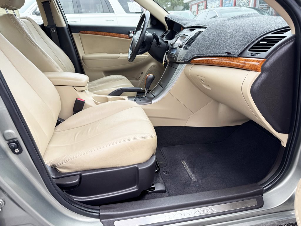 2009 Hyundai Sonata - $9,980