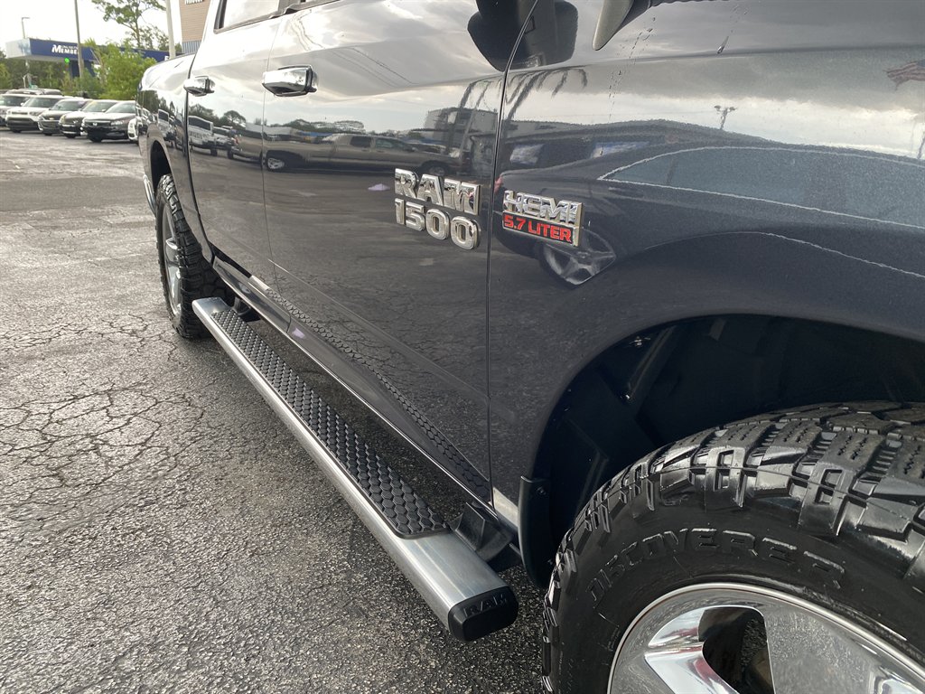 2017 Ram 1500 - $18,980