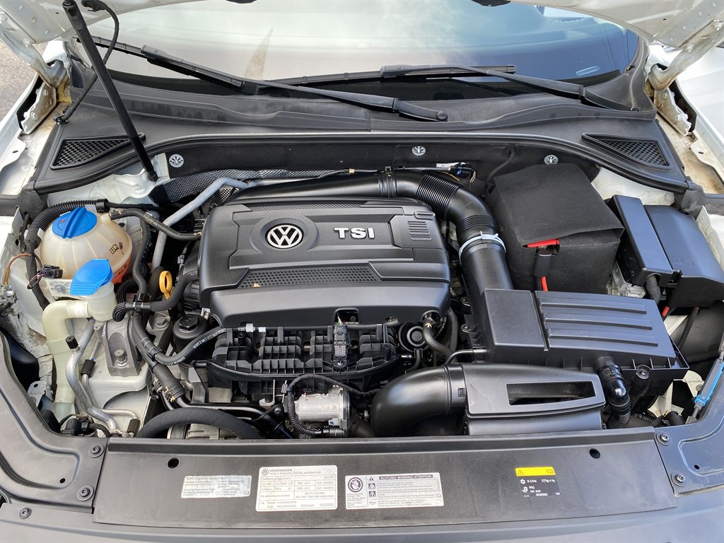 2017 Volkswagen Passat - $12,980