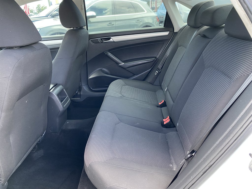 2017 Volkswagen Passat - $12,980