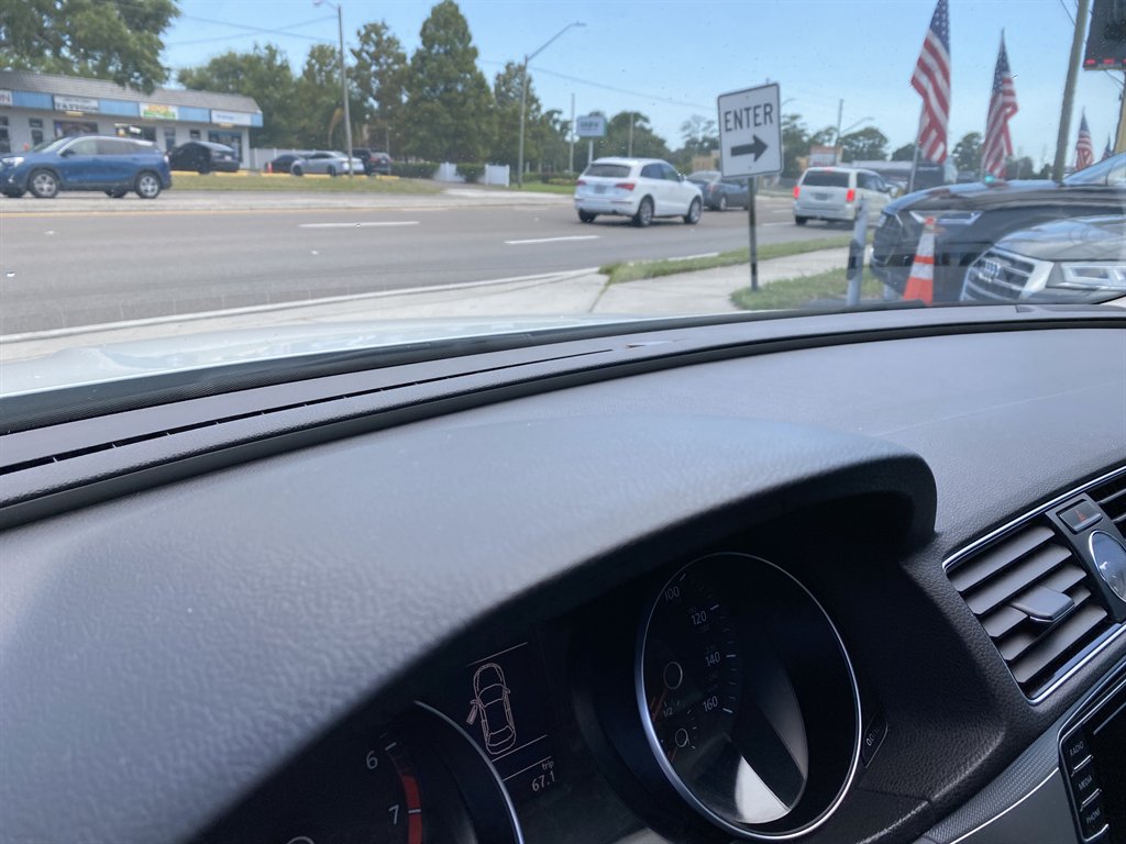 2017 Volkswagen Passat - $12,980