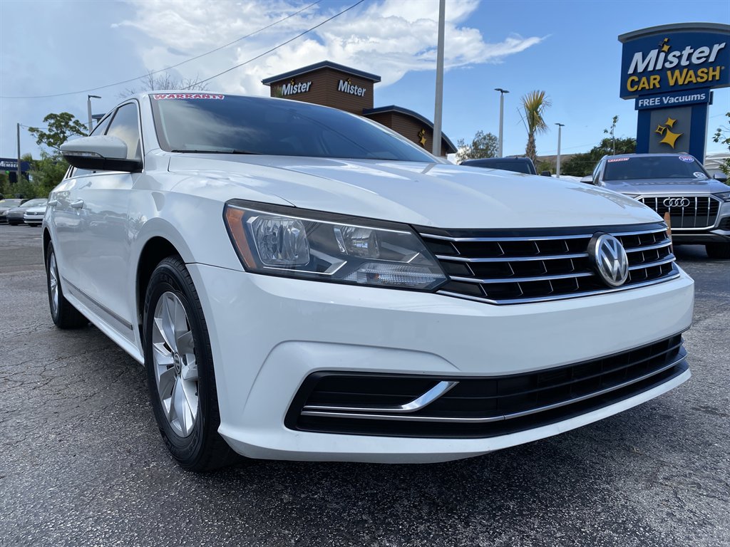 2017 Volkswagen Passat - $12,980