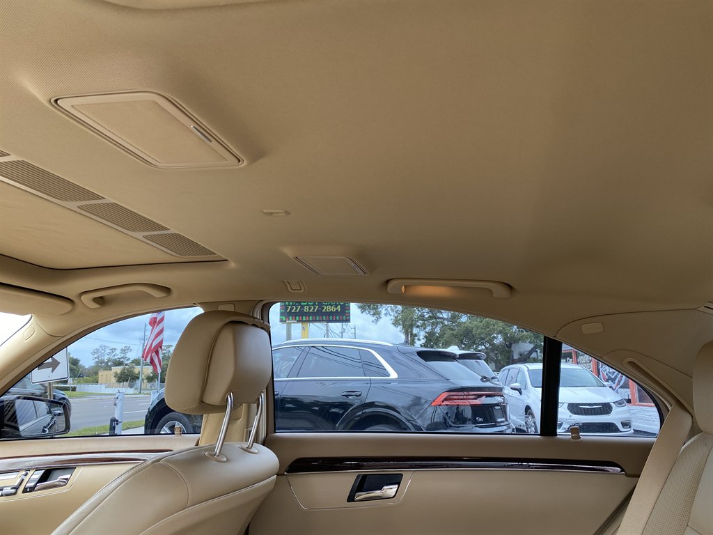 2011 Mercedes-Benz S-class - $12,980