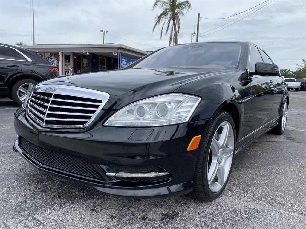 2011 Mercedes-Benz S-class - $12,980